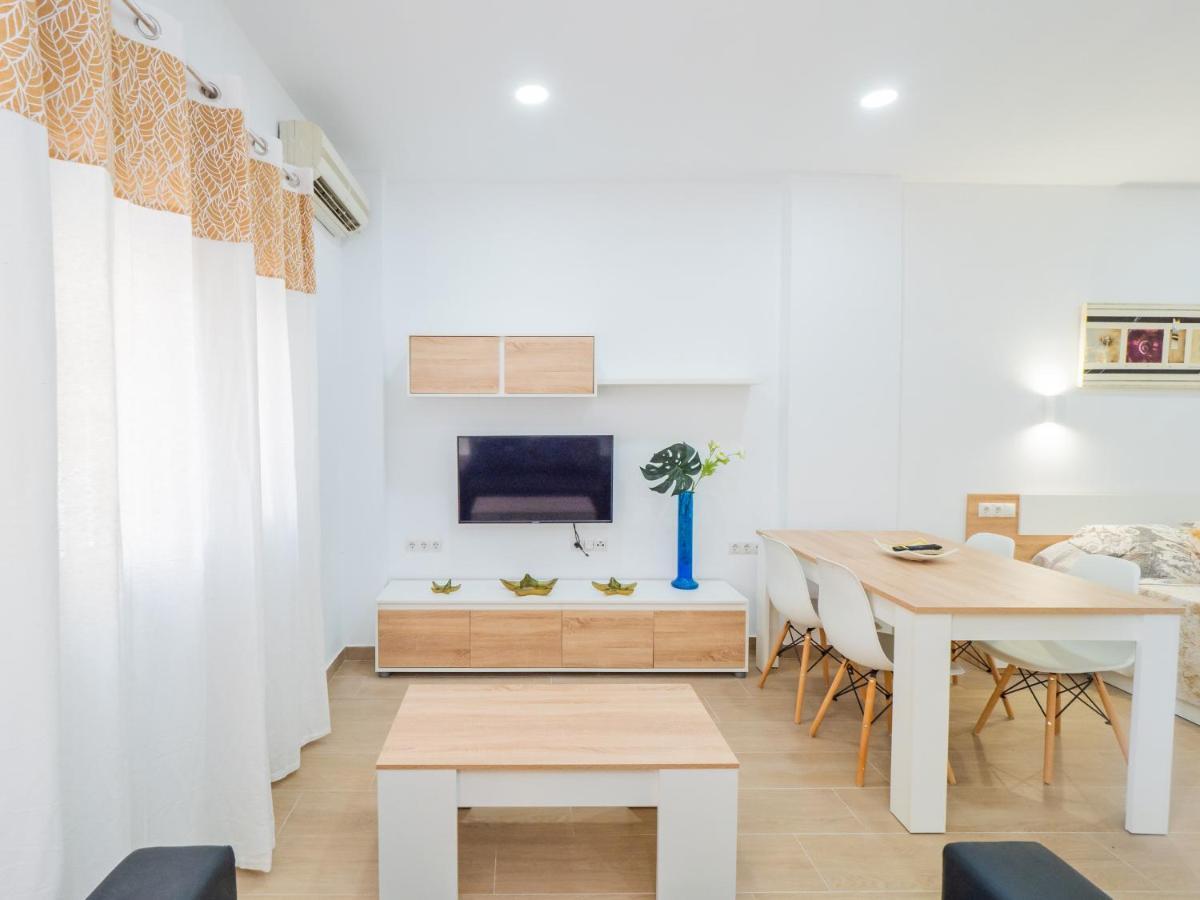 Cubo'S Urban Studio Turisbelen Малага Екстер'єр фото